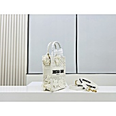 US$118.00 Dior AAA+ Handbags #567490