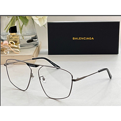 Balenciaga AAA+ Sunglasses #570355 replica