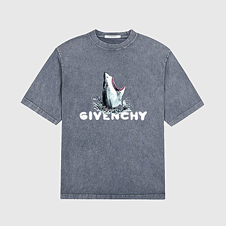 Givenchy T-shirts for MEN #573338 replica