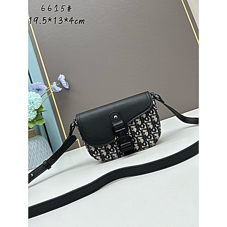 Dior AAA+ Handbags #575520 replica