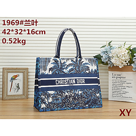 Dior Handbags #575526 replica