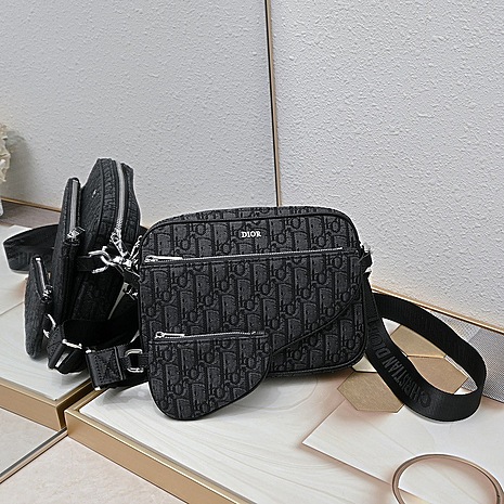 Dior AAA+ Handbags #581515 replica