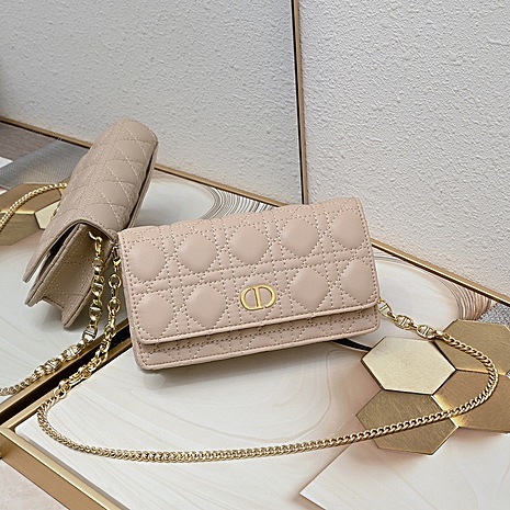 Dior AAA+ Handbags #581522 replica