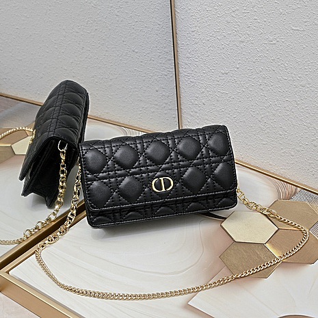 Dior AAA+ Handbags #581524 replica