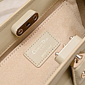 US$107.00 Dior AAA+ Handbags #581527
