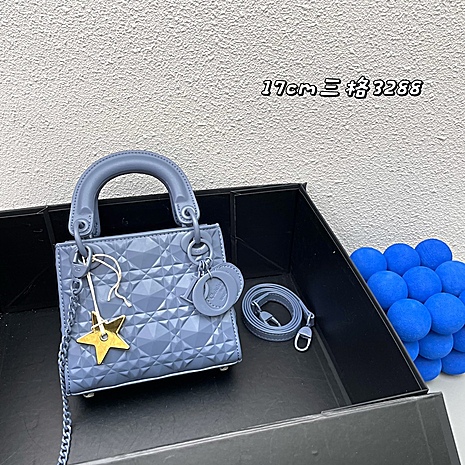 Dior AAA+ Handbags #586363 replica