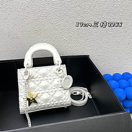 Dior AAA+ Handbags #586365 replica