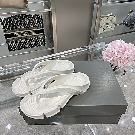 Balenciaga shoes for Balenciaga Slippers for Women #586552 replica