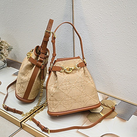 Dior AAA+ Handbags #591488 replica