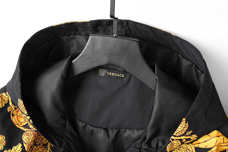 Versace Jackets for MEN #590600 replica