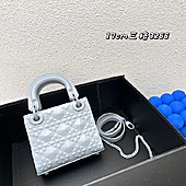US$111.00 Dior AAA+ Handbags #586366