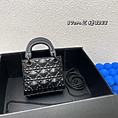 US$111.00 Dior AAA+ Handbags #586367