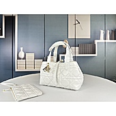 US$122.00 Dior AAA+ Handbags #591480