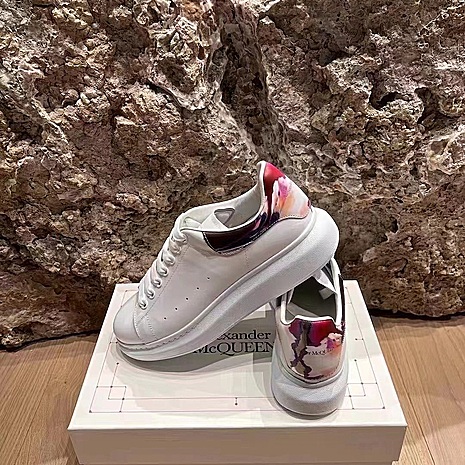 Alexander McQueen Shoes for Women #593331 replica
