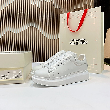 Alexander McQueen Shoes for Women #596368 replica