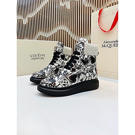 Alexander McQueen Shoes for Women #596370 replica