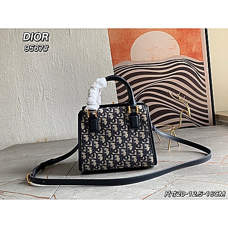 Dior AAA+ Handbags #596673 replica