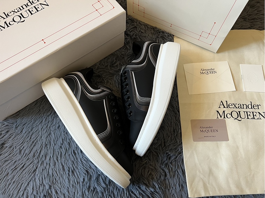 Alexander McQueen Shoes for MEN #599610 replica
