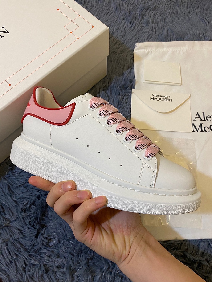 Alexander McQueen Shoes for Women #599619 replica