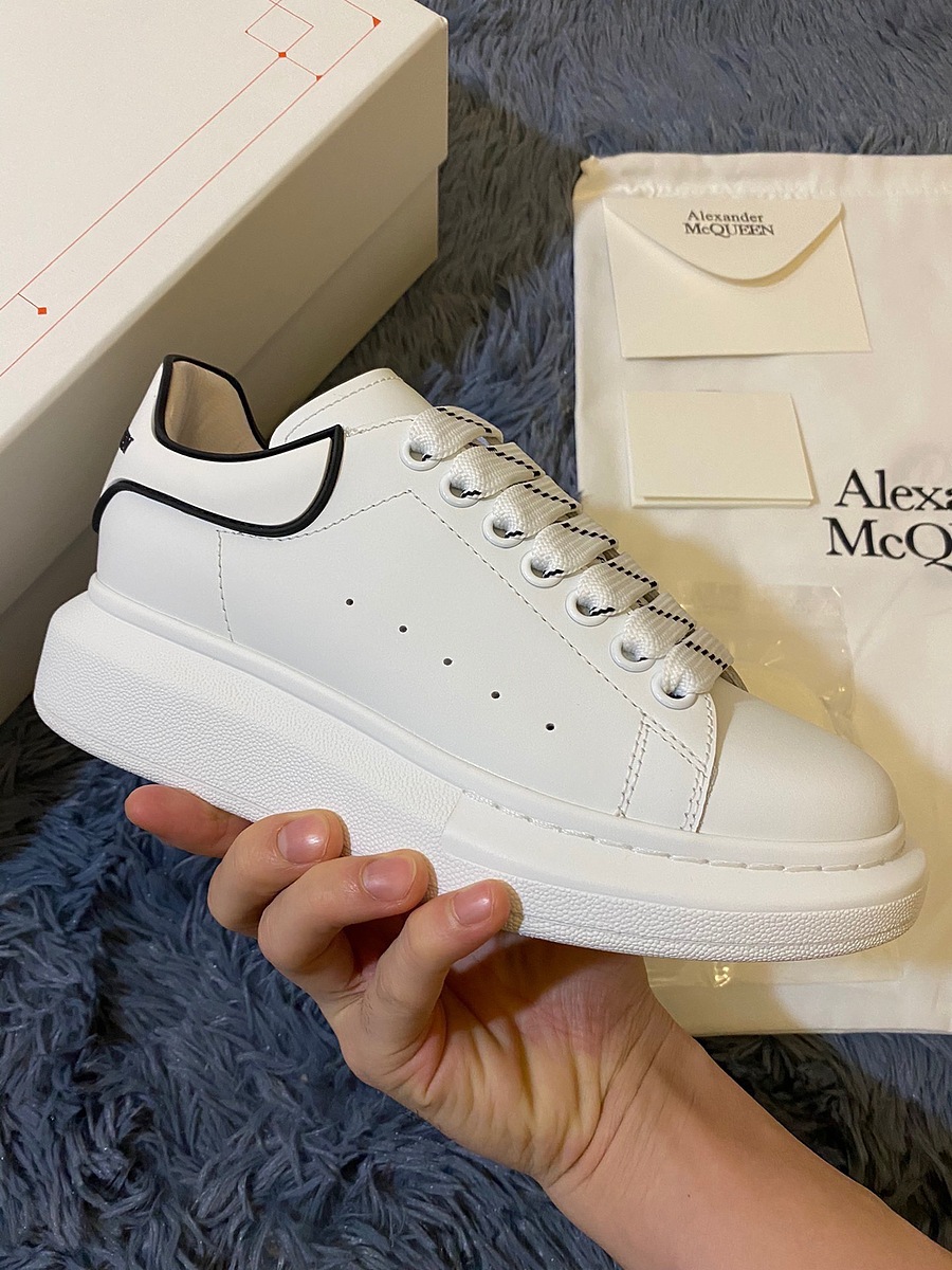 Alexander McQueen Shoes for Women #599621 replica