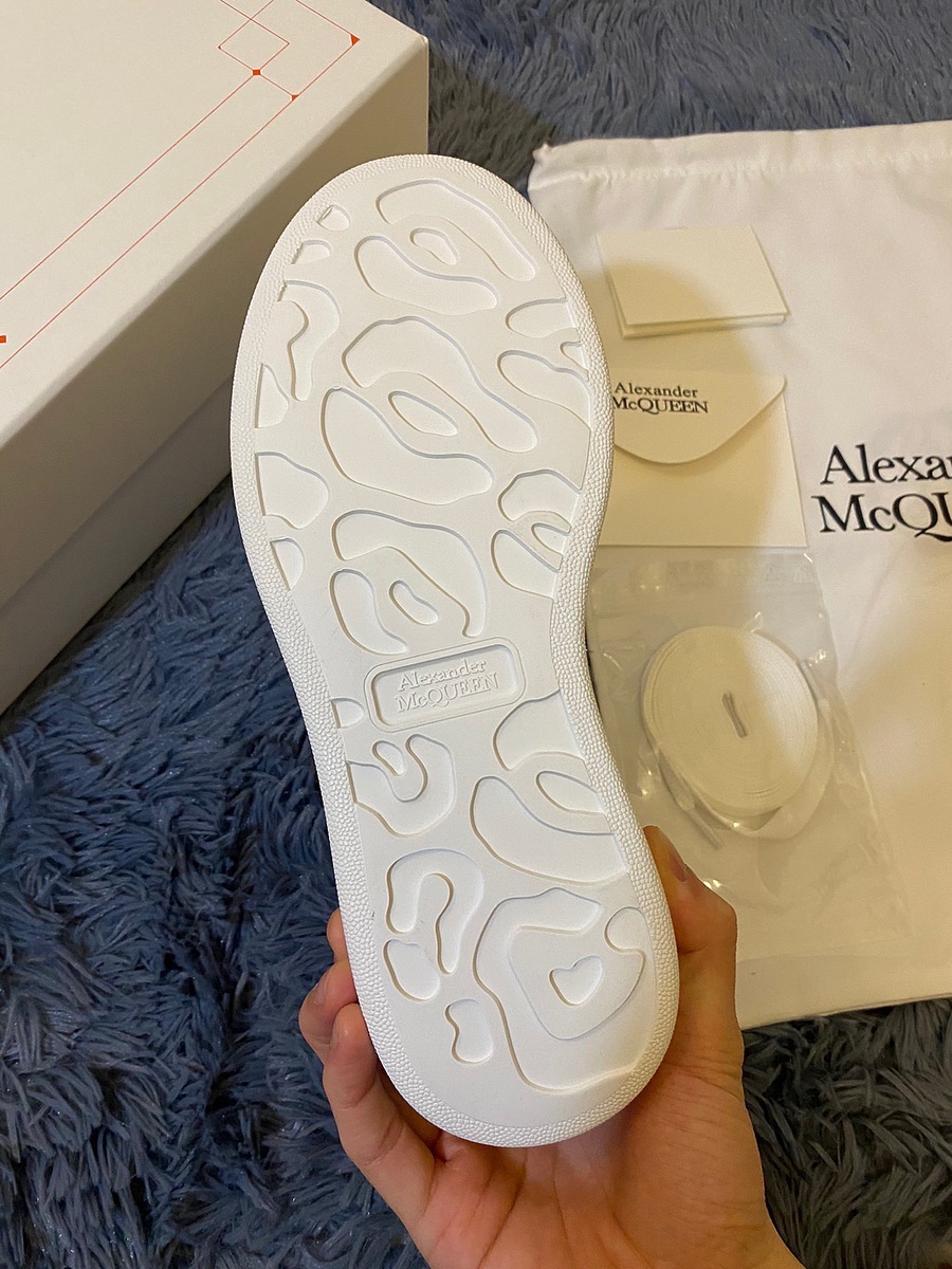 Alexander McQueen Shoes for Women #599622 replica