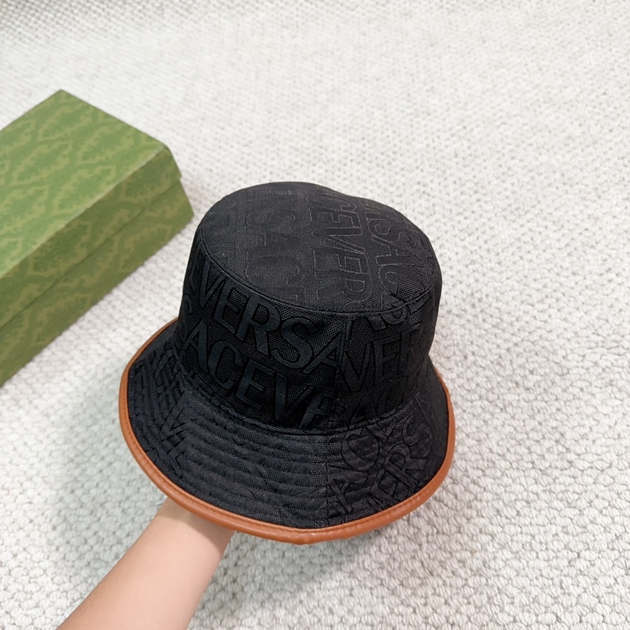 versace Caps&Hats #600556 replica