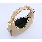 US$31.00 Dior Handbags #600579