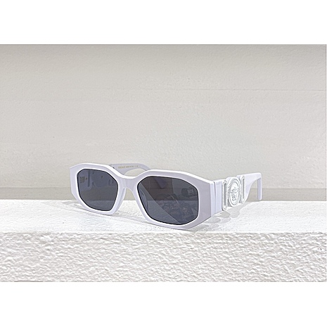 versace AAA+ Sunglasses #605402 replica
