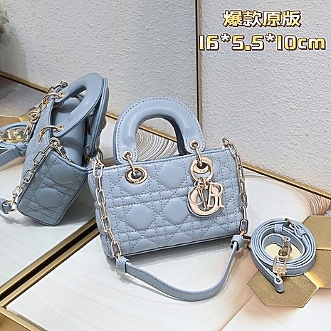 Dior AAA+ Handbags #607982 replica