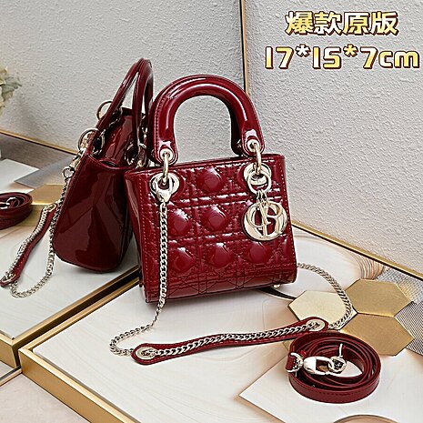 Dior AAA+ Handbags #607991 replica