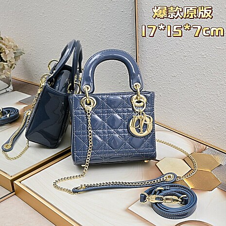 Dior AAA+ Handbags #607995 replica