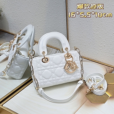 Dior AAA+ Handbags #607998 replica