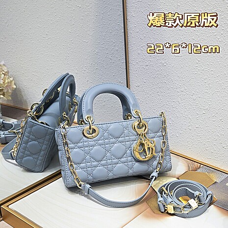 Dior AAA+ Handbags #608000 replica