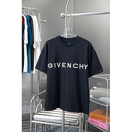 Givenchy T-shirts for MEN #608666 replica