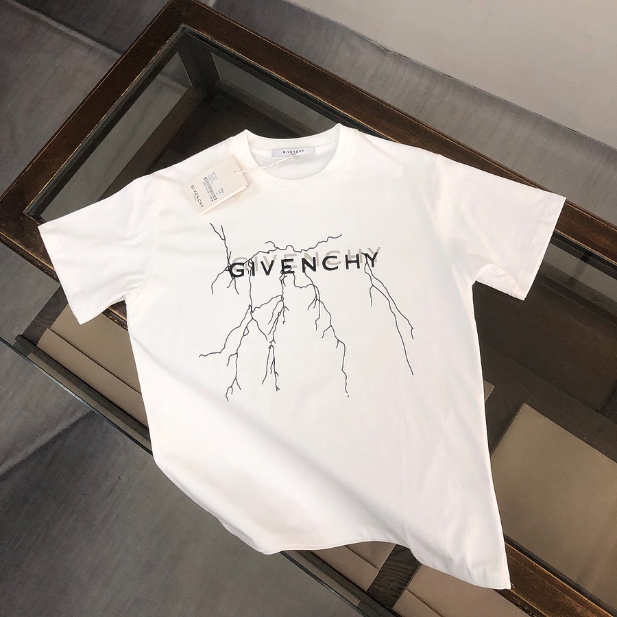 Givenchy T-shirts for MEN #608407 replica