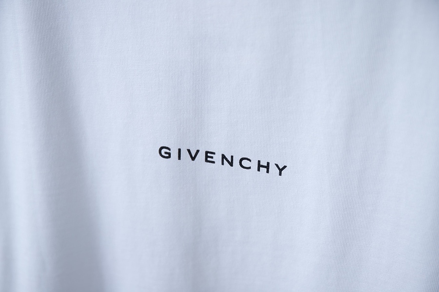 Givenchy T-shirts for MEN #608671 replica