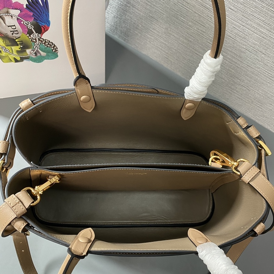 Prada Original Samples Handbags #608790 replica