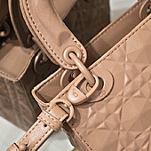 US$96.00 Dior AAA+ Handbags #607986