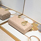 US$103.00 Dior AAA+ Handbags #608001