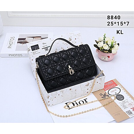 Dior Handbags #611772 replica