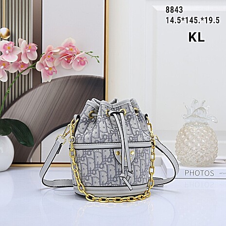 Dior Handbags #611799 replica