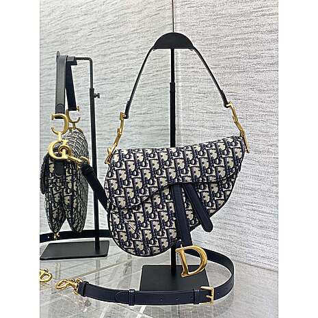 Dior AAA+ Handbags #617801 replica