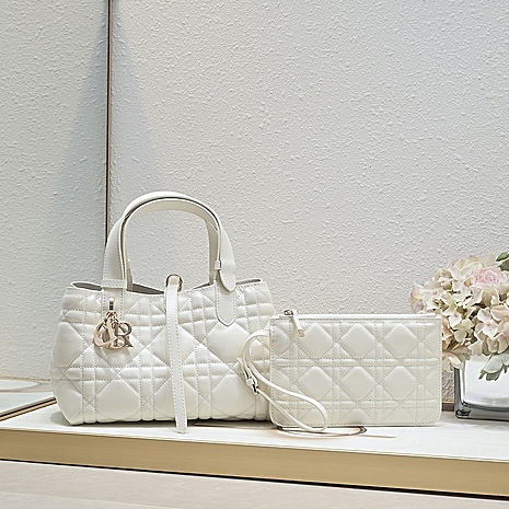 Dior AAA+ Handbags #617866 replica
