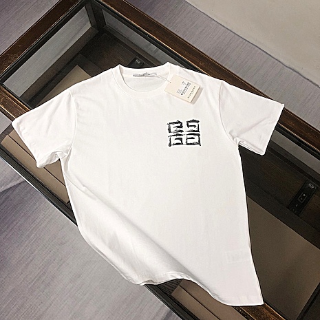 Givenchy T-shirts for MEN #617975 replica