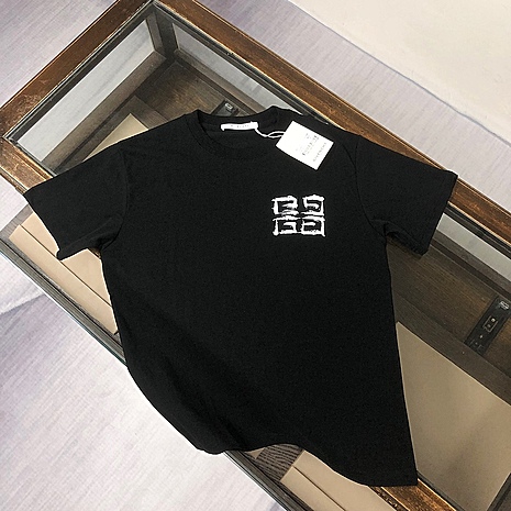 Givenchy T-shirts for MEN #617976 replica