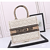 US$221.00 Dior Original Samples Handbags #617789