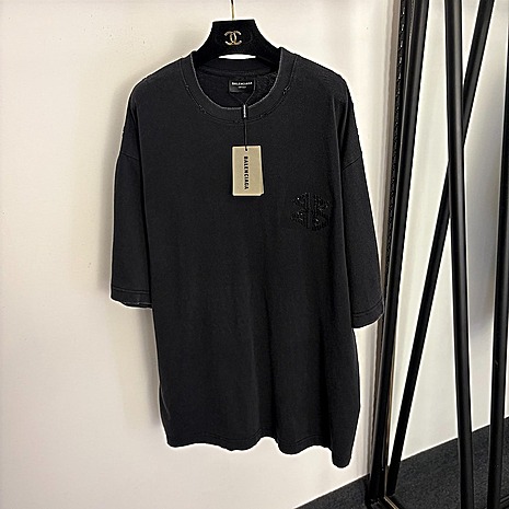 Balenciaga T-shirts for Women #773828 replica