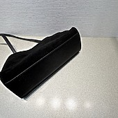 US$111.00 THE ROW AAA+ Handbags #770893