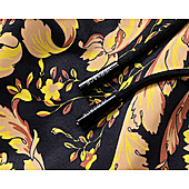 US$20.00 Versace Pants for versace Short Pants for men #773033