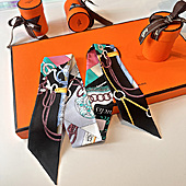 US$21.00 HERMES Scarf #775189